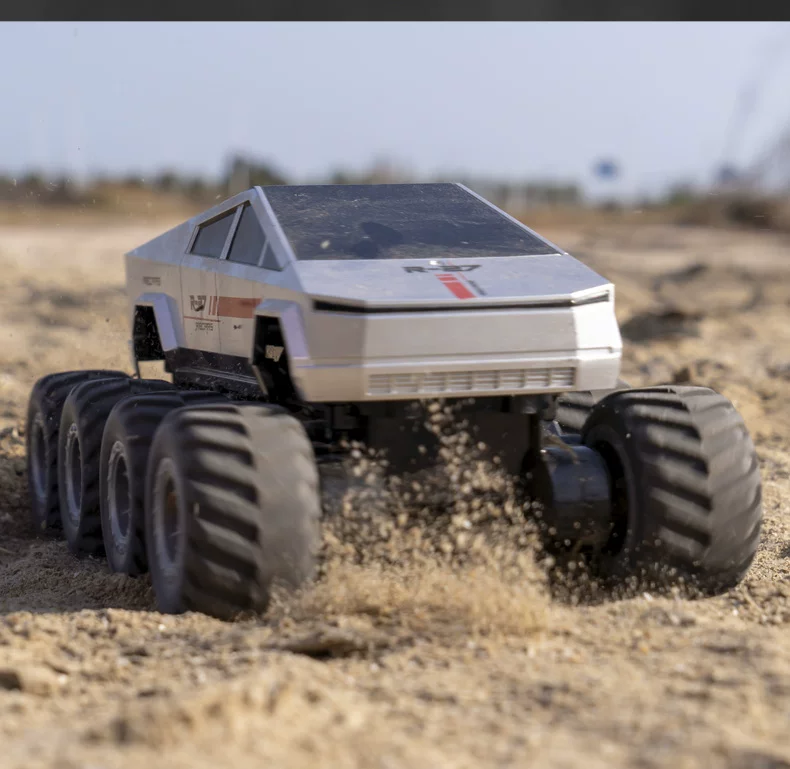 Remote control amphibious pickup truck detail 25